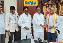 నియోజకవర్గంలో టీటీడీ ఆలయాల అభివృద్ధిని సమీక్షించండి – Mahaaprabha