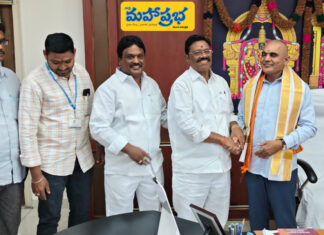 నియోజకవర్గంలో టీటీడీ ఆలయాల అభివృద్ధిని సమీక్షించండి – Mahaaprabha